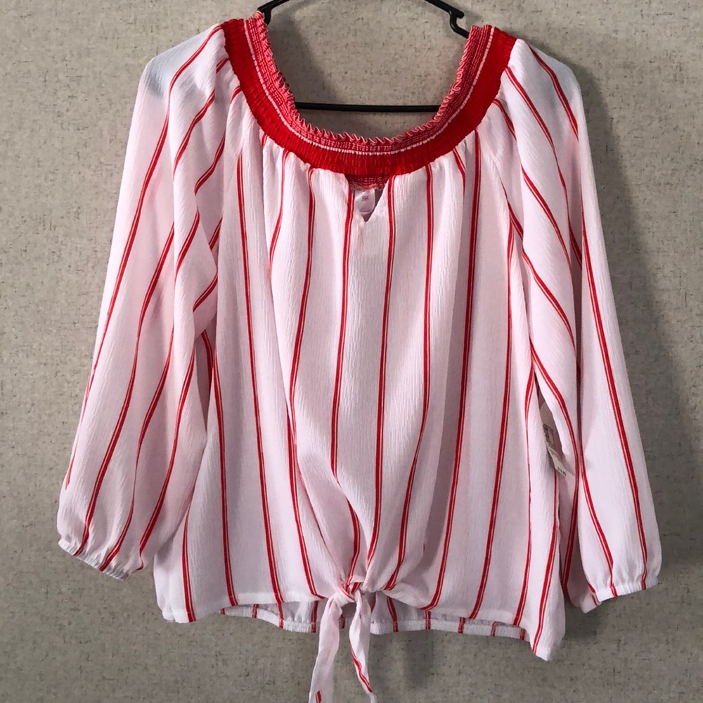 NWT No Boundaries white & red striped top Size XL